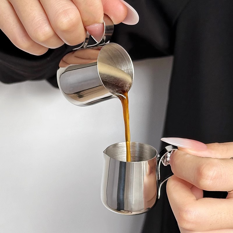 เหยือกตีฟองนมสแตนเลส เหยือกตีฟ - Milk Steaming Pitcher บทวิจารณ์และราคา